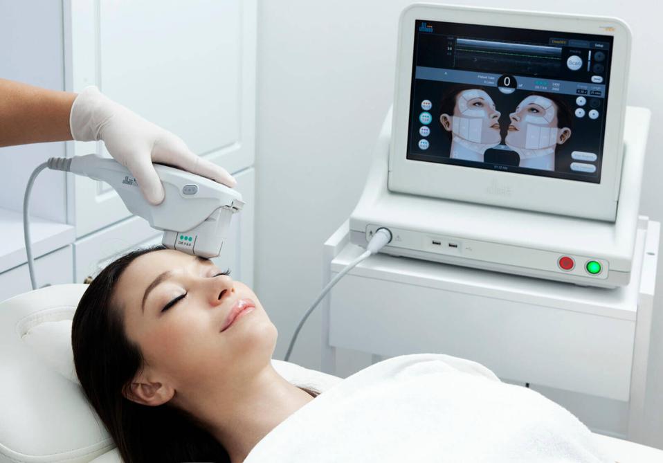 Ultherapy is recognized as a Gold standard for non-invasive Facelift Ultherapy is a newly developed ultrasound technology to tighten the skin and provide more toned, youthful skin. it is a completely non-invasive facelift procedure.